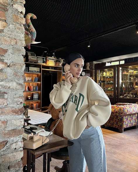 Harvard Oversized Sweater
