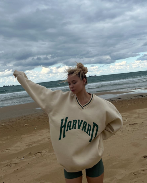 Harvard Oversized Sweater